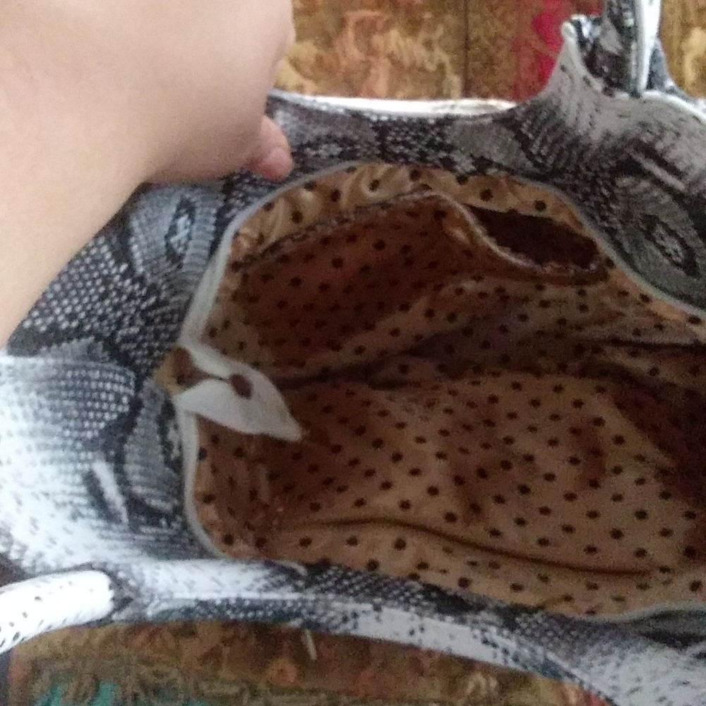 Purse - Picture 4 of 5
